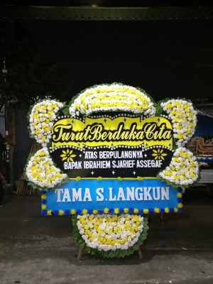 Papan Bunga Duka di Nomporejo